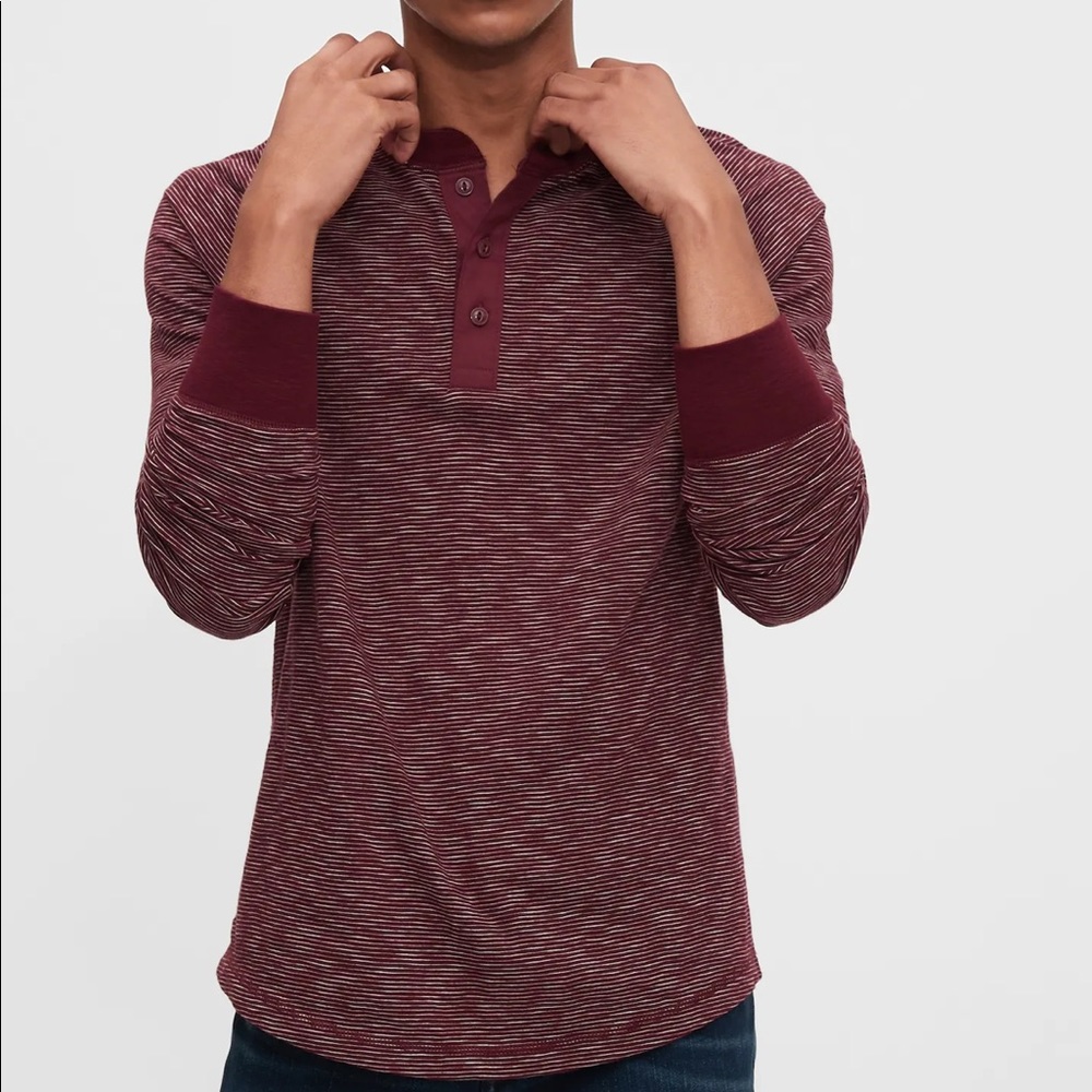 Henley T-Shirt large